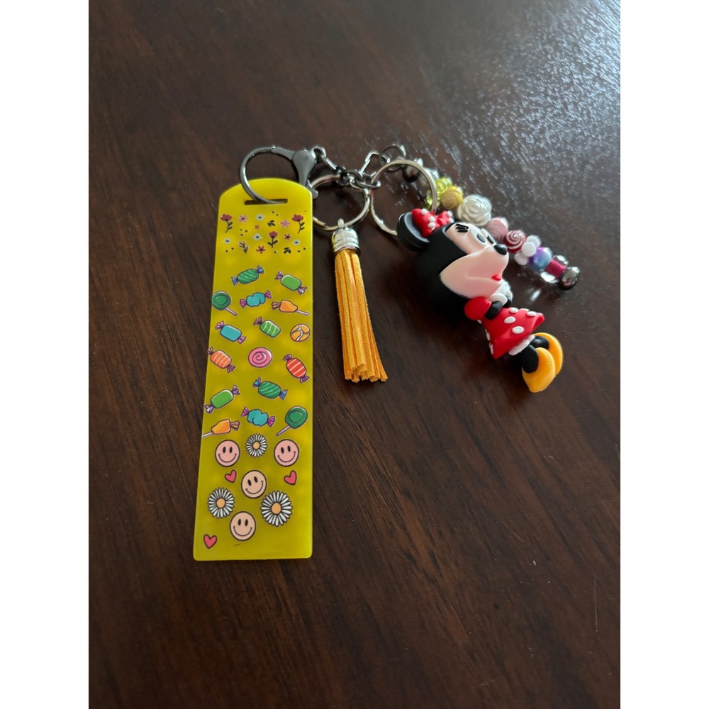 Keychain Yellow Tassel Candy Graphics Accessory - Picture 3 of 4